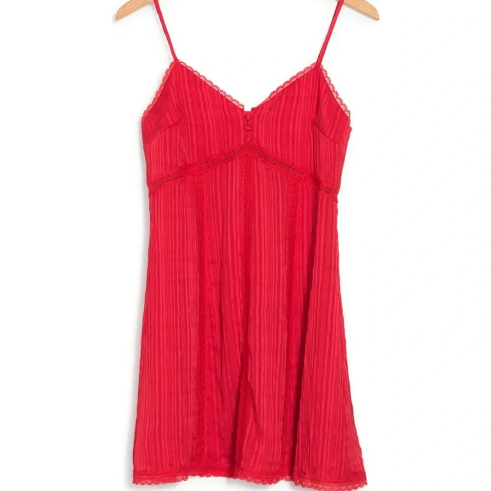 Alice + Olivia Women’s Genevieve Dress Size 6 Poppy Designer Feminine Dainty NWT